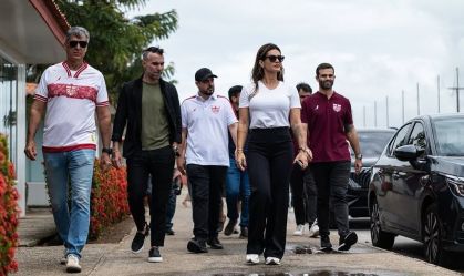 Kelly Key revela parceria para ida de atletas angolanos a Santos e Flamengo