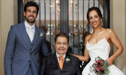 Ao lado do pai, Faustão, Lara Silva publica fotos do casamento; veja