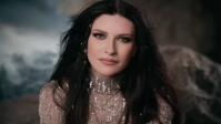 Laura Pausini regrava música de Ana Carolina; assista ao clipe