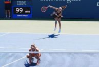 Luisa Stefani perde para antiga parceira e cai nas quartas do US Open