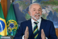 Em pronunciamento, Lula critica "traidores da pátria" por "ataques" ao país
