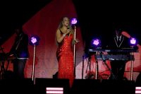 Mariah Carey encanta Amazônia em show na sede da COP30