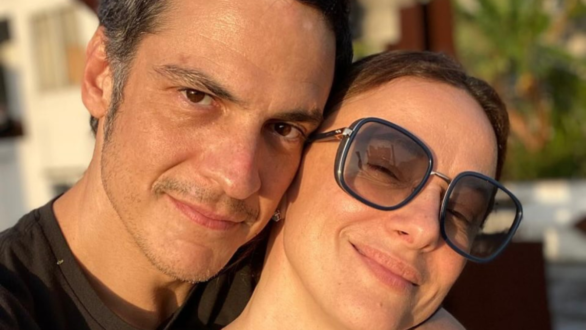 Mateus Solano se declara à ex-mulher após término e desabafo | CNN Brasil