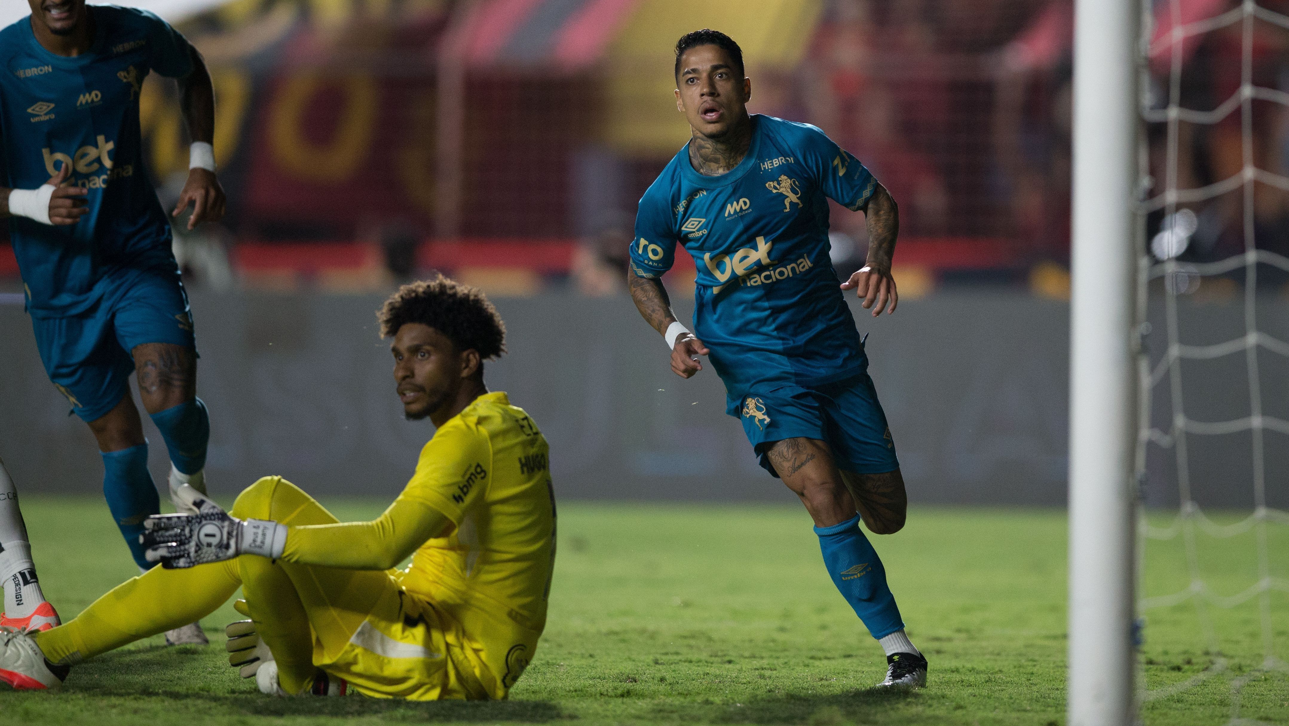 Matheusinho jogador do Sport