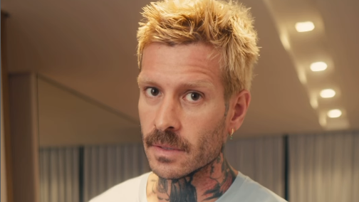 matheus-vermelho-olhos