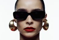 Acessórios maxi: como aderir à tendência que vai brilhar na primavera