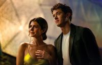 Emily Henry lembra teste de química de "De Férias com Você": "Irresistível"