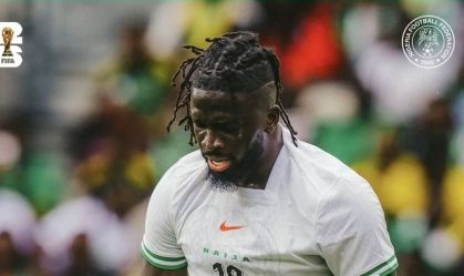 Nigéria vence Ruanda com gol de Arokodare e mantém vivo sonho da Copa