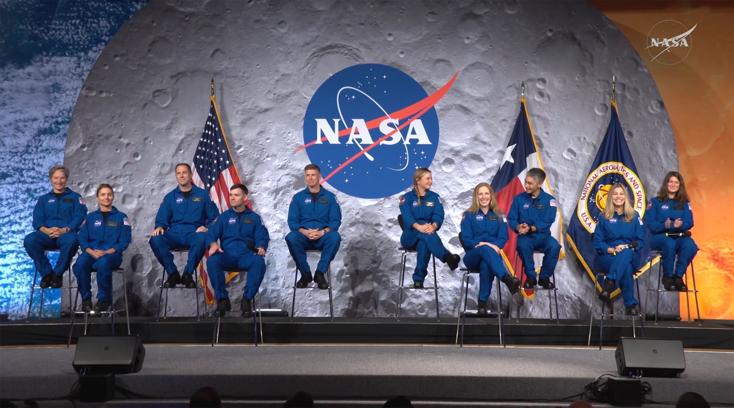 O grupo inclui seis mulheres e quatro homens, que o administrador interino da Nasa, Sean Duffy, chamou de “os melhores e mais brilhantes da América”