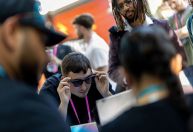 Mark Zuckerberg apresenta novos óculos inteligentes com IA da Meta