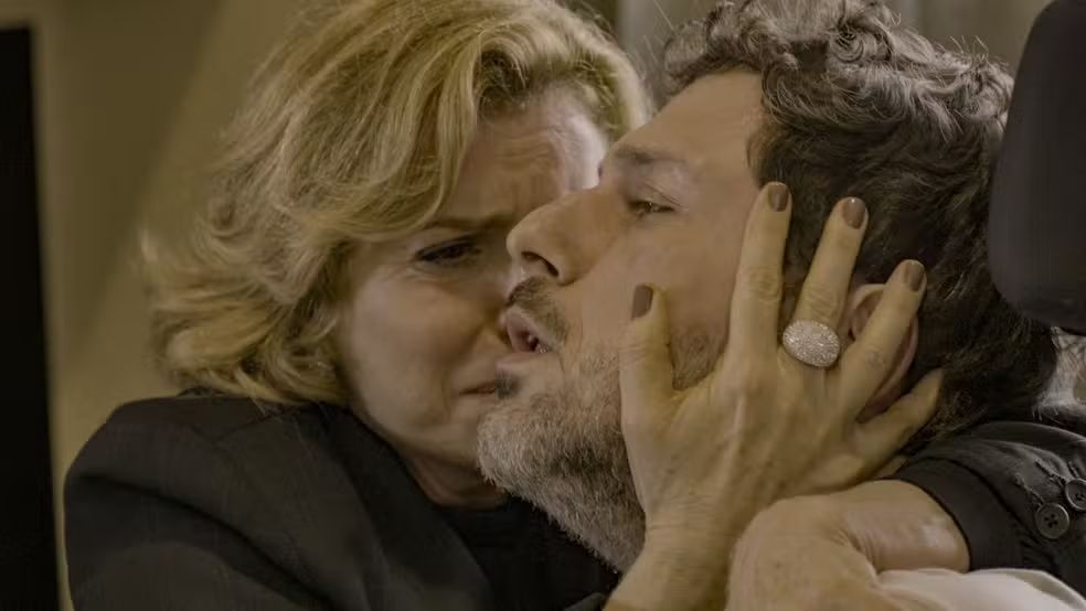 Odete Roitman viveu cena emocionante com o filho Leonardo • Reprodução/Globo