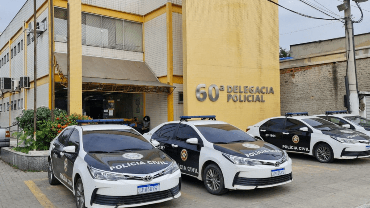 Casal é preso por abandono de criança após levar bebê morto ao médico em SC