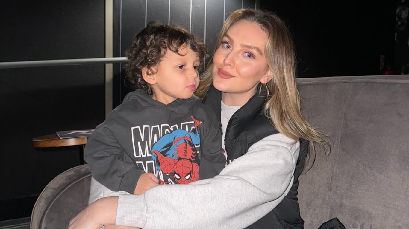 perrie e axel
