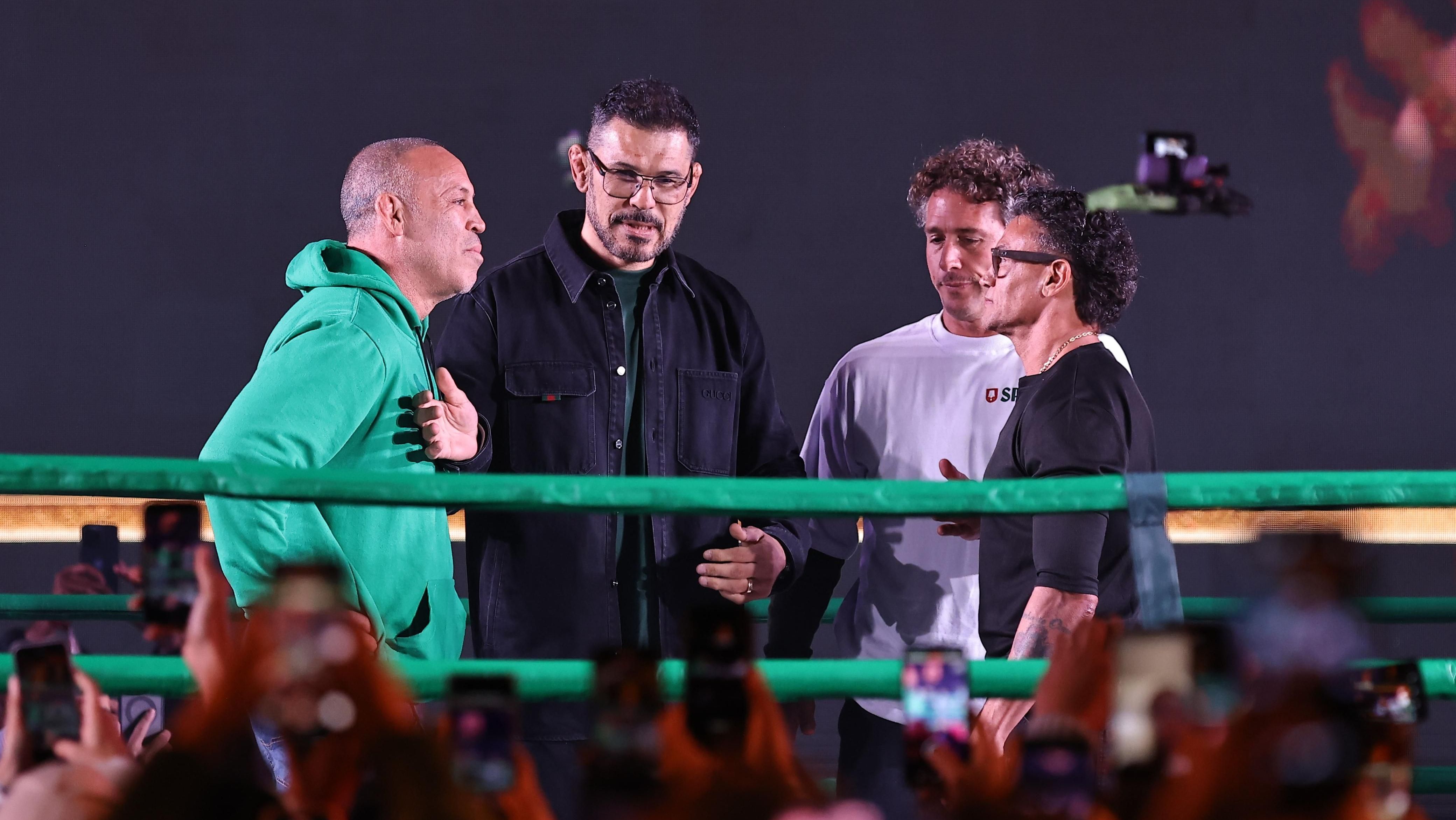 Acelino Popó Freitas e Wanderlei Silva durante encarada em plena Faria Lima, em São Paulo; Lutadores vão se enfrentar no Spaten Fight Night