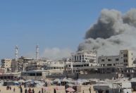 Vídeo: Israel destrói prédio residencial no oeste da Cidade de Gaza