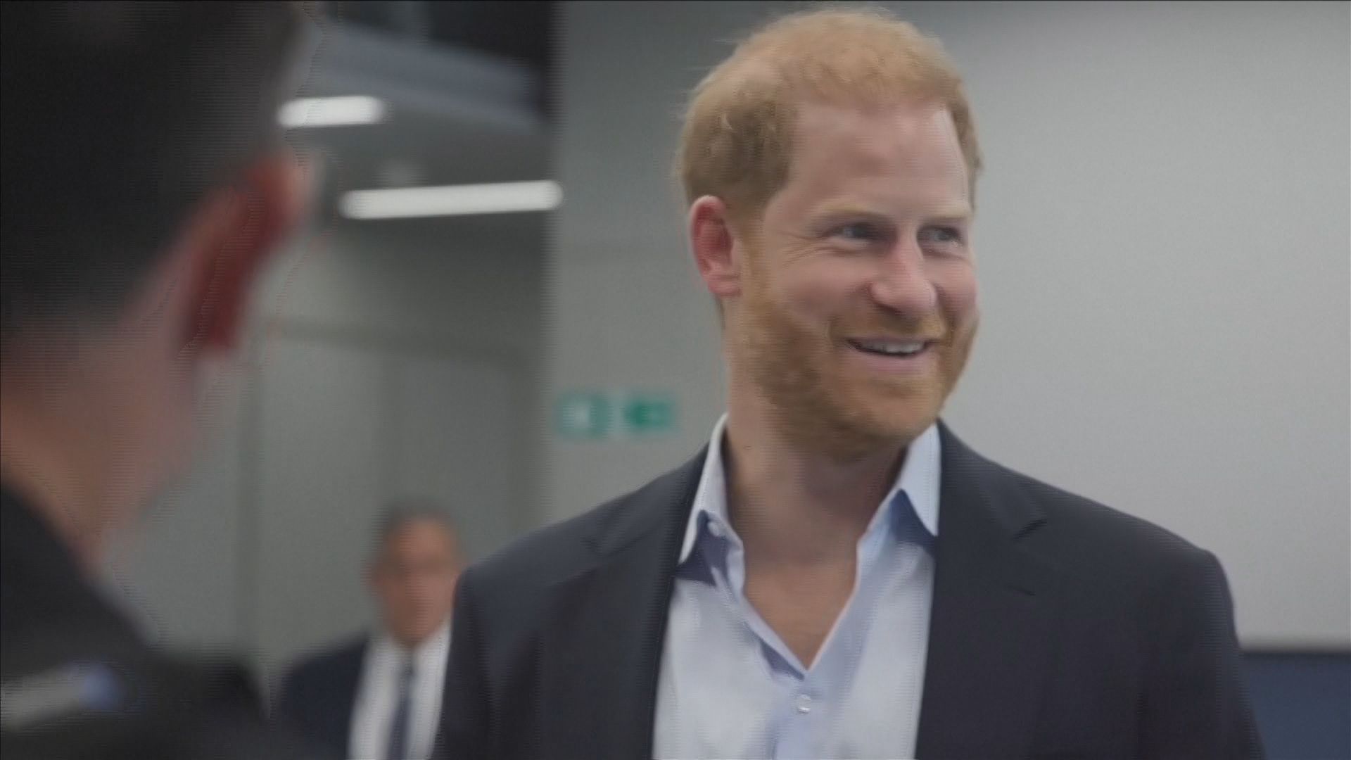 Príncipe Harry visita Centro de Lesões por Explosão na universidade Imperial College, de Londres