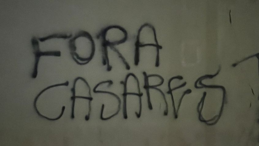 "Fora Casares", protestou a torcida do São Paulo após eliminação para a LDU. pelas quartas da Libertadores • Henrique Marsalla/CNN Brasil