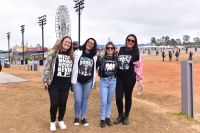 Fãs dos Backstreet Boys elegem camisetas temáticas para show da banda; veja