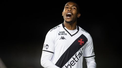 Rayan comemora gol contra o Cruzeiro