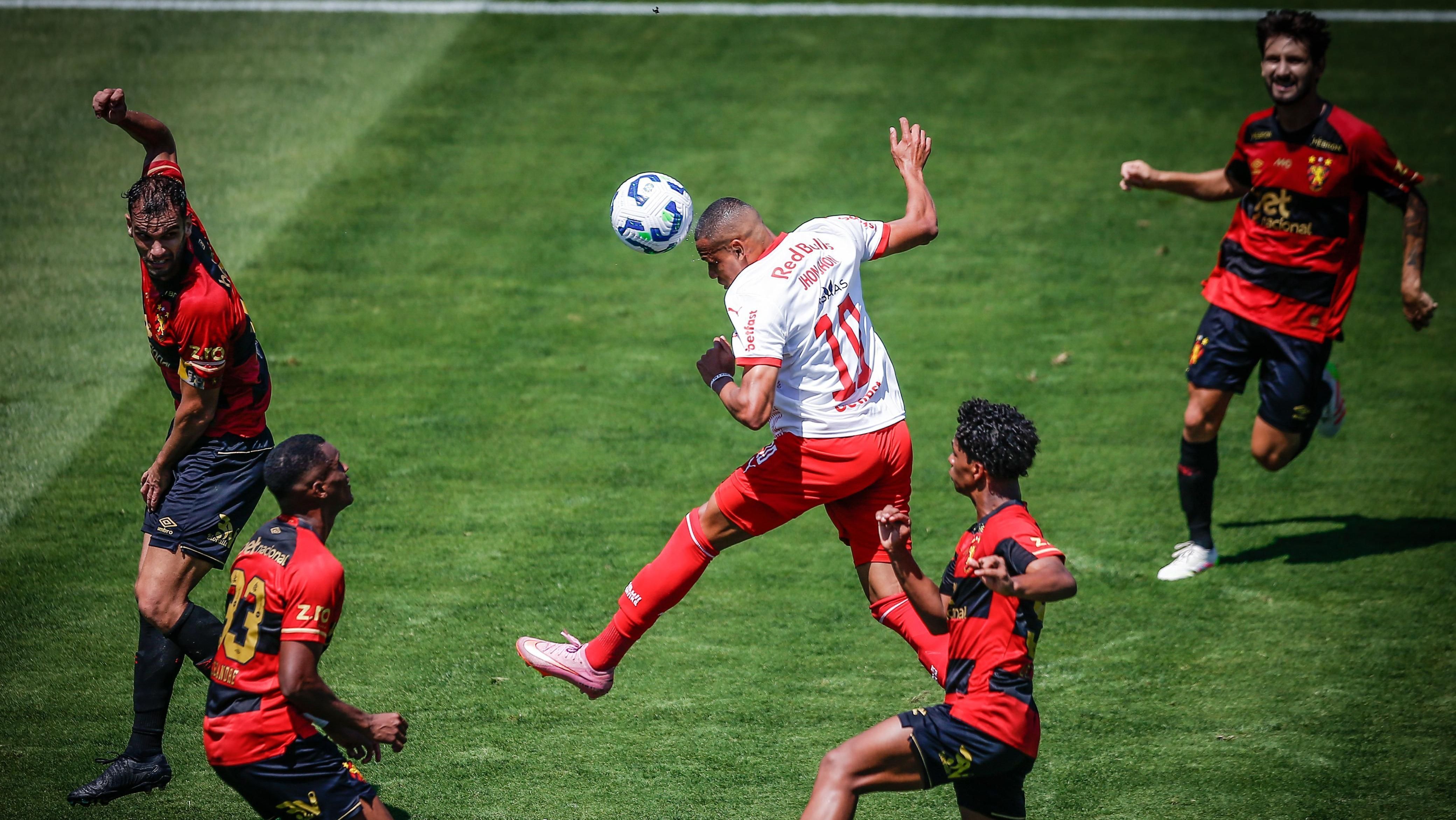 Lance de Red Bull Bragantino 1 x 1 Sport pelo Brasileirão