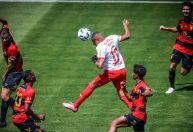 Red Bull Bragantino volta a tropeçar e cede empate ao Sport nos acréscimos