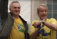 Sem Eduardo e Zambelli, PL investe em irmão de Bolsonaro