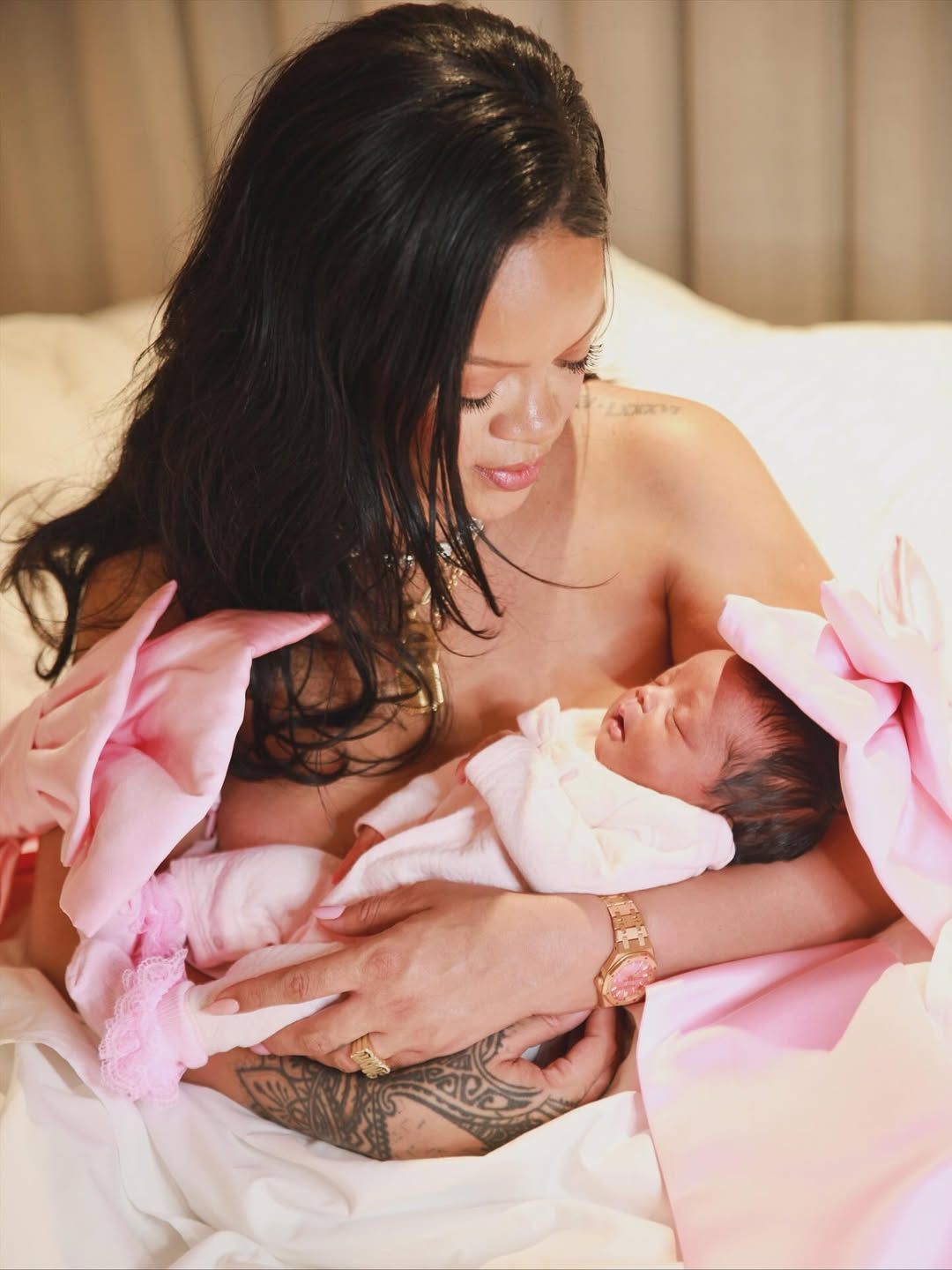 Nasce primeira filha de Rihanna e A$AP Rocky • Instagram/Rihanna