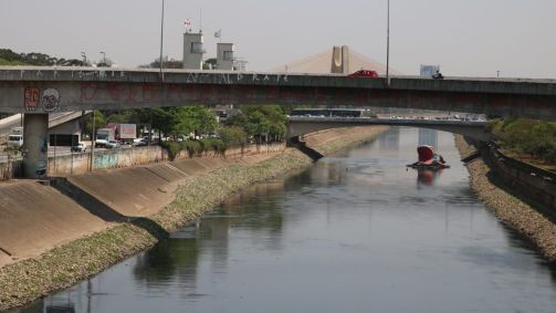 Rio Tietê tem uma extensão de 174 quilômetros impróprios para uso