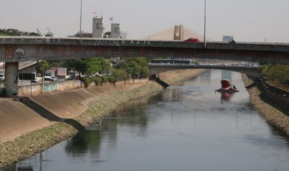Menina é encontrada morta depois de ser levada pela correnteza no Tietê