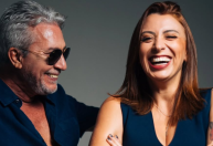 Rivo, de "Casamento às Cegas 50+", anuncia namoro após o reality