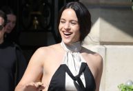 Rosalía aposta em nova tendência na Semana de Moda de Paris