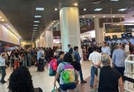 Mais de 60 voos são afetados por óleo na pista do Aeroporto Santos Dumont