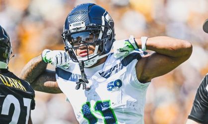 Comemoração do jogador do Seattle Seahawks na vitória sobre o Pittsburgh Steelers, pela NFL