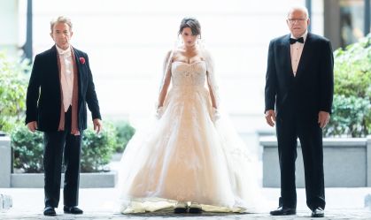 Web confunde Selena Gomez em "Only Murders" com casamento real