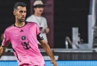 Lenda do Barcelona anuncia aposentadoria do futebol aos 37 anos