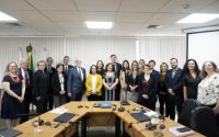Bolsa de doutorado nos EUA: Brasil firma parceria para 50 vagas em Illinois
