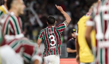Thiago Silva marcou o gol da classificação do Fluminense na Copa do Brasil