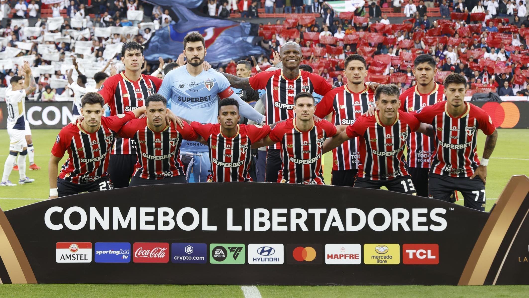 São Paulo decide vaga nas semifinais da Libertadores contra a LDU