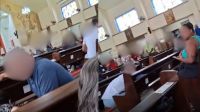 Tiroteio interrompe missa de Cosme e Damião e causa pânico em igreja no RJ