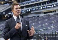 Em meio a polêmica na NFL, Tom Brady chama críticos de "paranoicos"