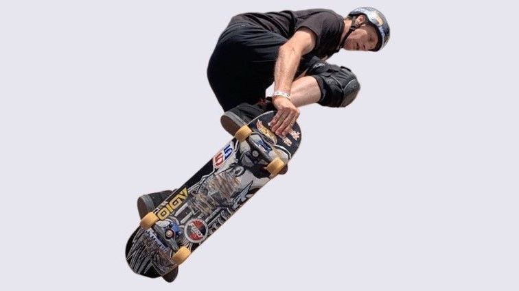 Skate de Tony Hawk é leiloado por US$ 1,15 milhão • Reprodução/Juliens Auctions