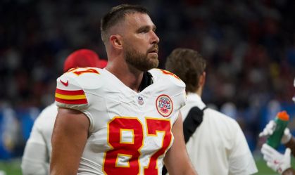 Noivo de Taylor Swift, Travis Kelce admite culpa em lesão de amigo em SP