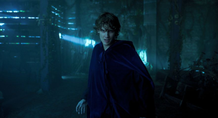 Hunter Doohan como Tyler em "Wandinha" • Courtesy of Netflix