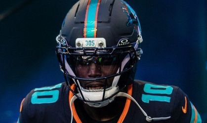 Imagem forte: jogador da NFL sofre grave lesão em Dolphins x Jets; veja
