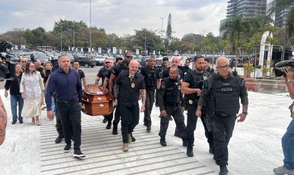 Ex-delegado-geral executado: Corpo chega ao velório na Alesp