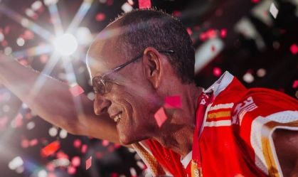 Viradouro vai homenagear Mestre Ciça, que comanda sua bateria, no Carnaval de 2026