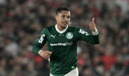 STJD denuncia Vitor Roque, do Palmeiras, por postagem homofóbica