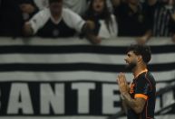 Yuri Alberto chora após golaço pelo Corinthians contra o Flamengo; veja