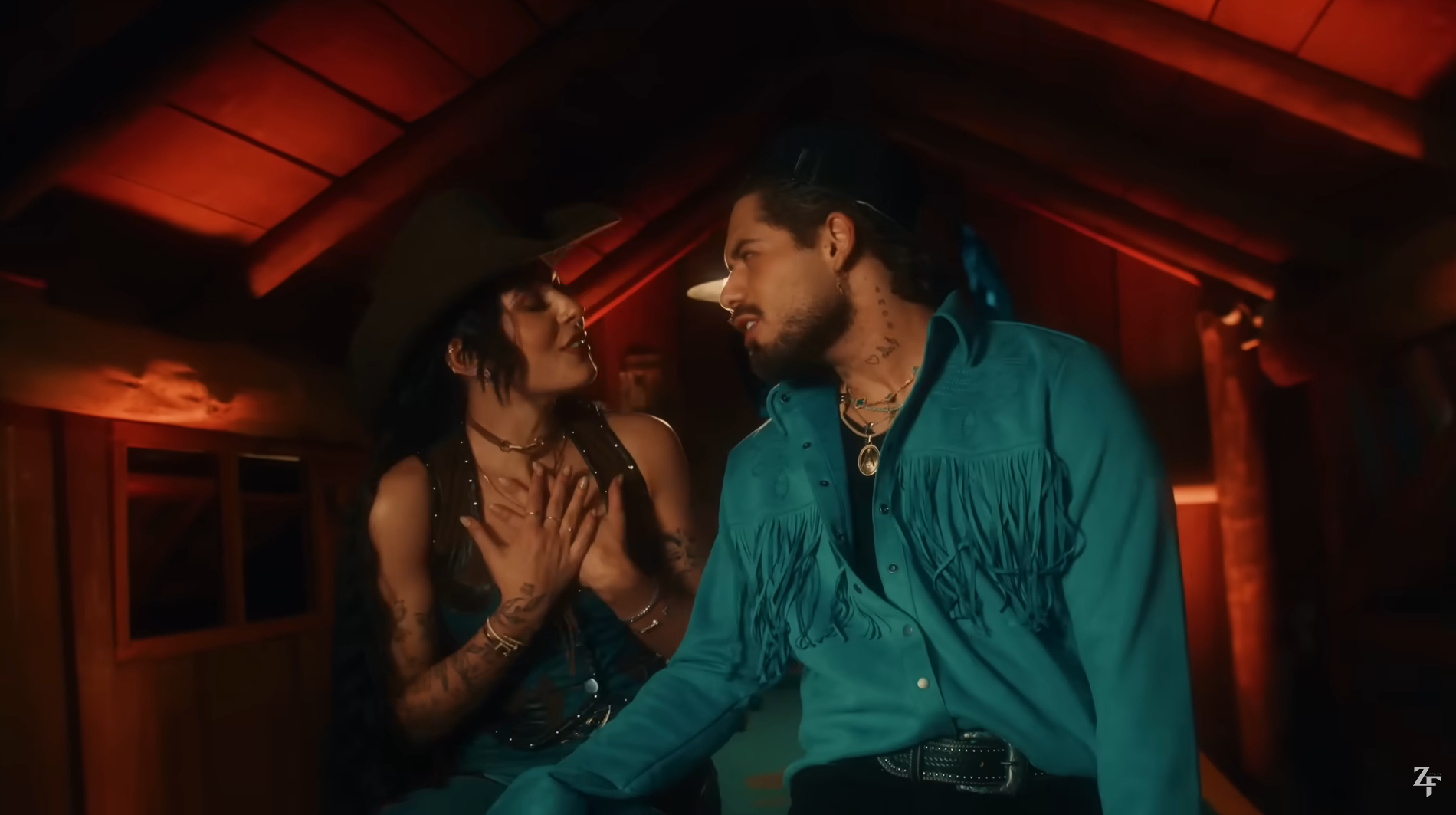 Zé Felipe e Ana Castela em "Sua Boca Mente"