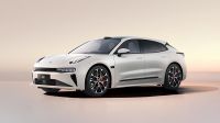 Zeekr 001 atualiza e chega aos 924 cv com alcance acima dos 800 km